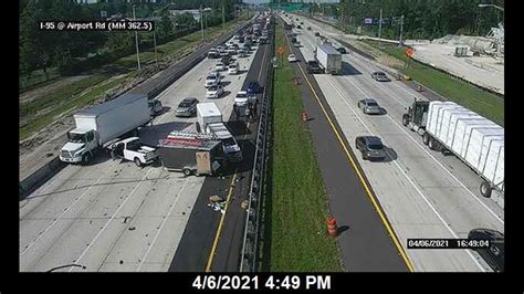 Massive Four Vehicle Crash Forced Temporary Shut Down Of I 95 South In