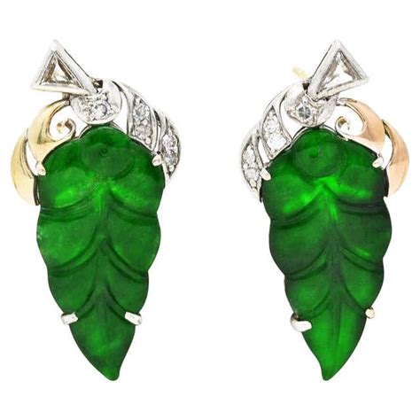 retro carved jade 14 karat gold swirl drop earrings for sale at 1stdibs