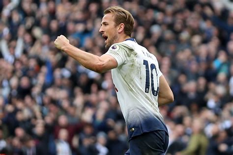 Последние твиты от tottenham hotspur (@spursofficial). Premier League Star Harry Kane Wants to Become NFL Kicker