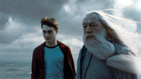Is Harry Potter More Powerful Than Albus Dumbledore
