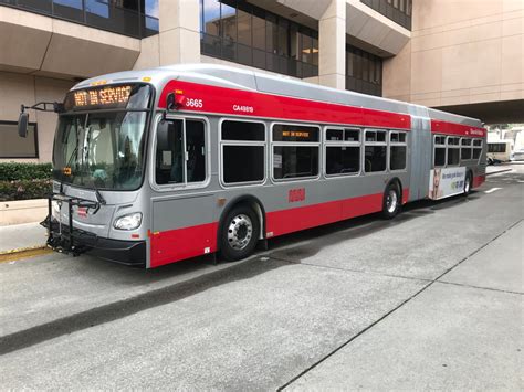 Samtrans Gets Preview Of New 60 Foot Articulated Bus Peninsula Moves