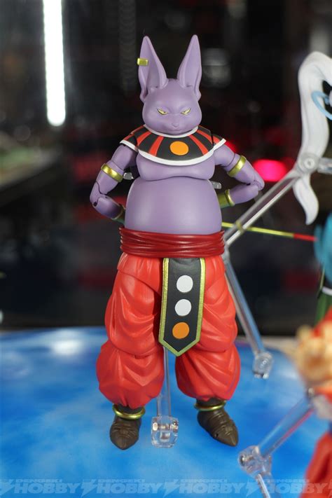 This collection began to release dragon ball dolls in 2011, and since then, and counting those that will come out at the end of the year, such as the bardock figure, they have a total of 100 figures of the characters of db, dbz and db super. New SH Figuarts Dragon Ball Z Figures Revealed At Tamashii Nation 2015 - The Toyark - News