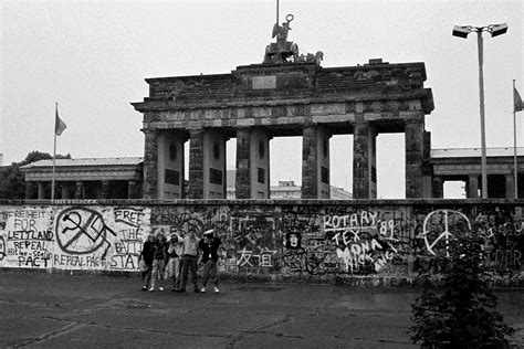 It was built between 1789 and 1793. The Berlin Wall: Then and now — 30 years later
