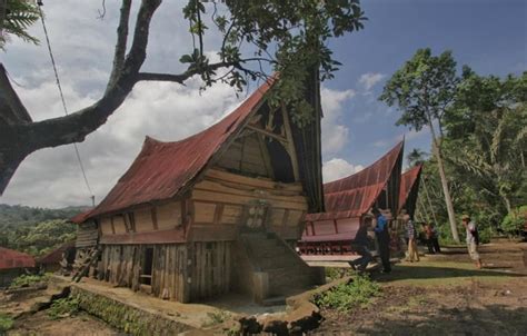 Rumah adat batak yang penuh sejarah!!! Nama Rumah Adat Batak Beserta Gambar & Penjelasannya