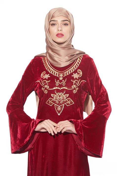 New Women Abaya Muslim Dress Velvet Embroidery Flare Sleeve Dubai