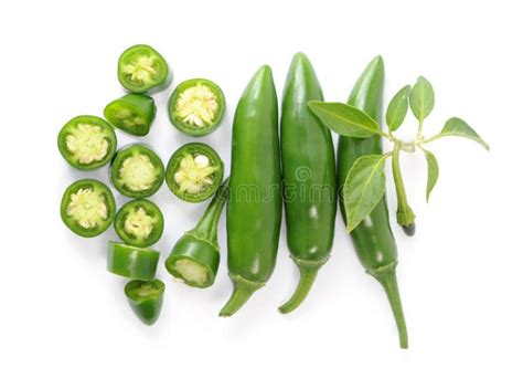 Green Chiles Vs Jalapeno Peppers The Definitive Guide Back Door