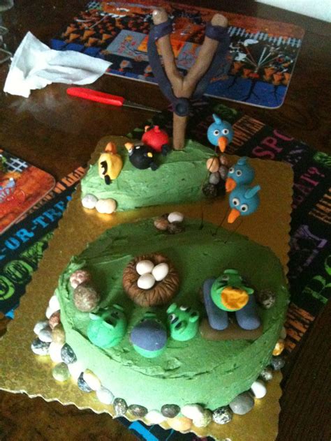 The bottom tier of the cake is chocolate with. Bumbling, Budding Baker and other Babblings Blog: The 7 ...
