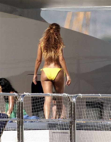 Beyonce Knowles Hot Beyonce Knowles Bikini Pics