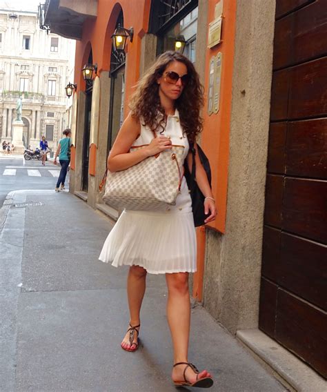How To Dress Like An Italian Woman 2020