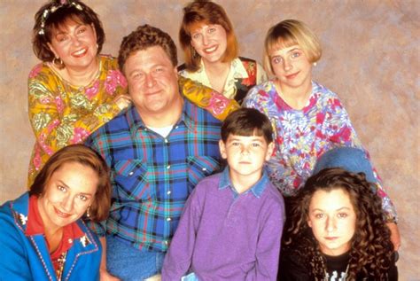 ‘roseanne Photos See Pictures From The Hit Abc Show Hollywood Life