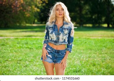 Beautiful Sexy Blonde Woman Dressed Denim库存照片 Shutterstock