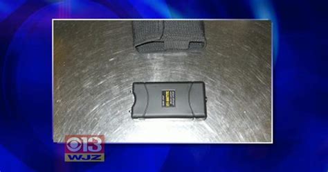 Bwi Passenger Ticketed For Carrying A Stun Gun In Her Bag Cbs Baltimore