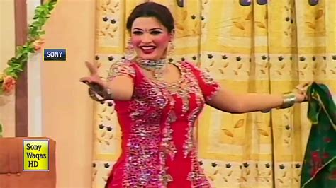 Zara Akbar Dance