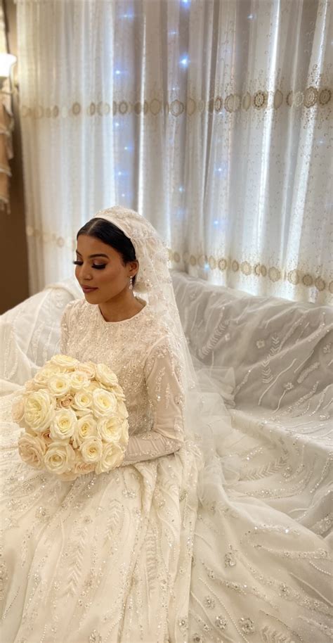 Dina Hawidi Wedding Dress Stillwhite