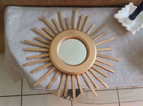 Diy Sunburst Mirror With Popsicle Sticks Sunburst Mirror Mirror