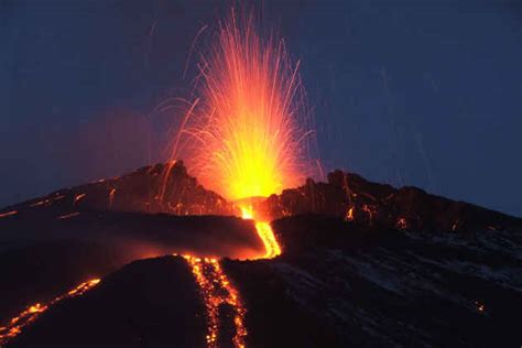 Eruzione dell'etna del 28 febbraio 2017. Etna, cosa hanno provocato l'eruzione e il terremoto - La ...
