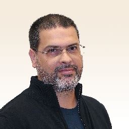 As revelações não terão agradado a manuel castelo branco, que no dia 4 de outubro, na sessão solene de abertura de aulas do ipc, entendeu insultar e intimidar o director do notícias de coimbra. FEP - A Economia e o Futuro