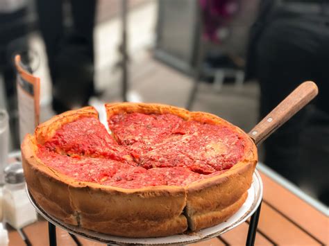 A Locals Guide To The Best Deep Dish Pizza In Chicago — Chef Denise