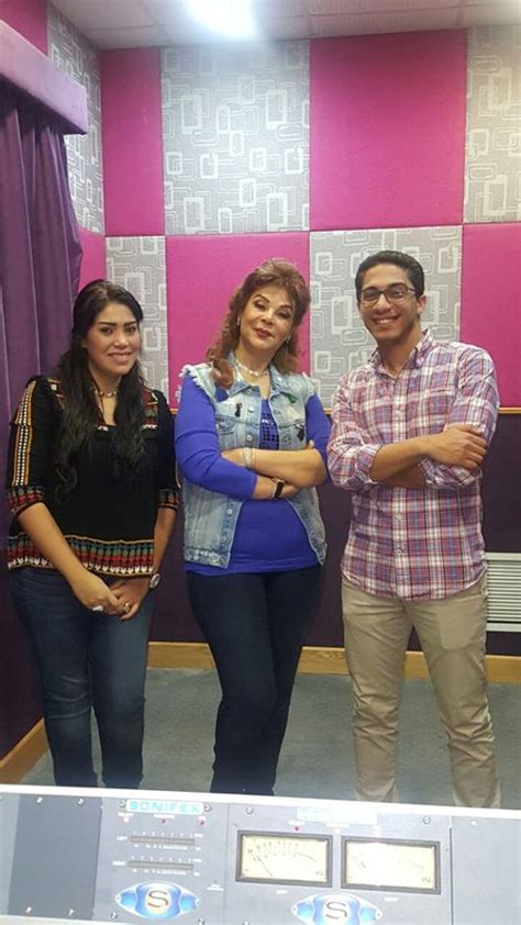مؤخرا ظهرت الفنانة صفاء ابو السعود مع زوجها رجل الاعمال السعودي صالح كامل وذلك في ظهور نادر لهما سويا والفنانة صفاء ابو السعود هي. صفاء أبو السعود لـ"نغم إف إم": ساعة صفا يعود من جديد خلال ...
