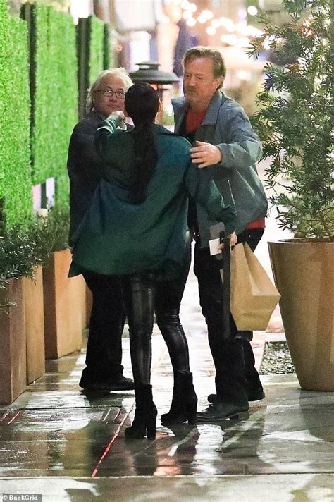 Matthew Perry Receives A Hug From A Mystery Woman After Lunch With Pals My Xxx Hot Girl