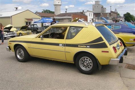 Choose a amc gremlin 1973 version from the list below to get information about engine specs, horsepower, co2 emissions, fuel consumption, dimensions, tires size, weight and many other facts. Never Seen Snow: 1977 AMC Gremlin X