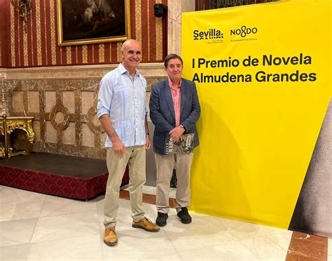 El Ayuntamiento De Sevilla Convoca El Premio Almudena Grandes En