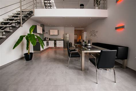 Die eigene wohnung bedeutet freiheit und unabhängigkeit. 3 Loft-Wohnungen vom Typ "New York" und "Tokio" im ...