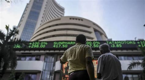sensex rallies 1 031 pts nifty rises to 17 353 reliance soars over 4 all sectors end in