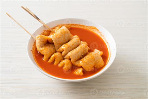 Odeng Korean Fish Cake Skewer In Korean Spicy Soup 11705846 Stock