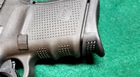 Installing A Pearce Grip Extension On A Glock 29 Magazine In 2022 Glock Glock Models Grip