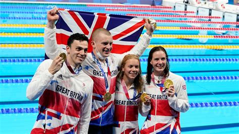 Tokyo Olympics Team Gb Win Gold Medals In Mixed Swimming And Triathlon