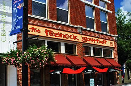 Welcome to the vinings at newnan lakes apartments in historic downtown newnan, ga. The Redneck Gourmet in historic downtown Newnan is an outstanding Coweta County restaurant.