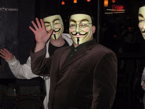Anonymous Ataca Un Portal Que Revel La Identidad De Dos De Sus Miembros