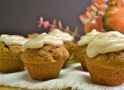 Spiced Mini Pumpkin Cupcakes With Cream Cheese Frosting Vegan