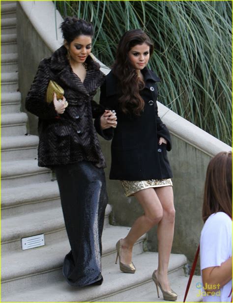 Vanessa Hudgens And Selena Gomez Golden Globe Viewing Party Pair Photo 523722 Photo Gallery