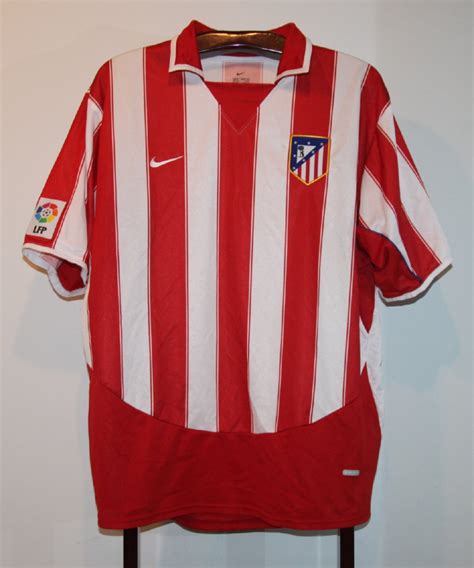 Club atlético de madrid, s.a.d., commonly referred to as atlético madrid in english or simply as atlético or atleti, is a spanish profession. Atletico Madrid Local Camiseta de Fútbol 2003 - 2004 ...