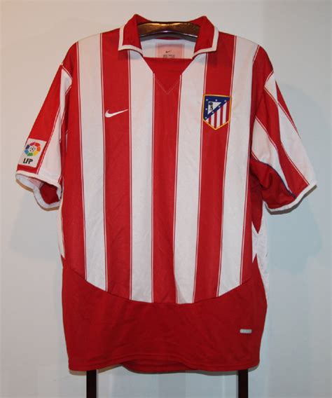 Atletico madrid champions as luis suarez seals dramatic comeback victory at real valladolid. Atletico Madrid Local Camiseta de Fútbol 2003 - 2004 ...