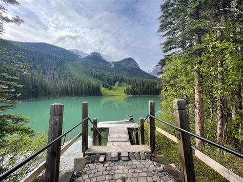 Emerald Lake Banff Canada Scenery
