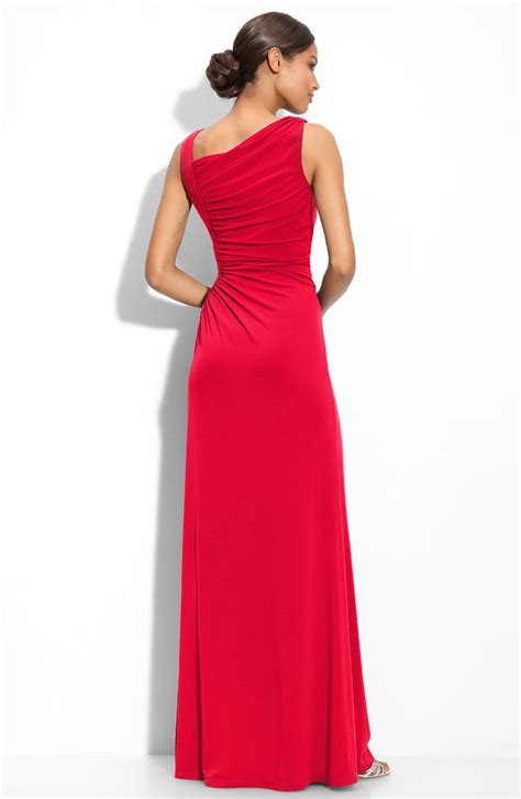 Red A Line Sleeveless Asymmetrical Neckline Floor Length Prom Dresses
