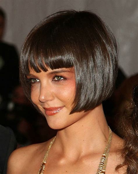 This is mostly down to the extra length providing enough space to play with different textures until you find one that works for you, unlike shorter crops. Sultry And Sexy Bob Hairstyles With Bangs - The WoW Style