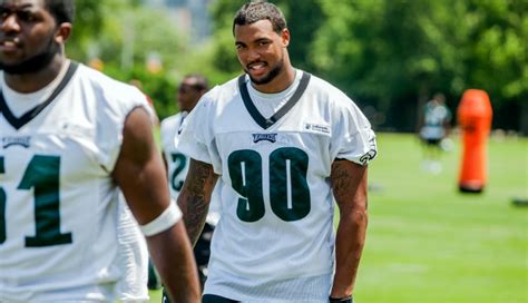 He produces the ktla 5 news at 10 and the ktla 5 news at 11. Are The Eagles Redshirting Marcus Smith? - GCOBB.COM