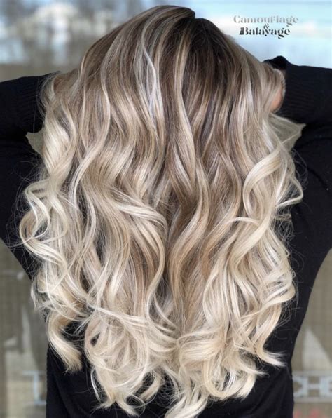 Vanilla Chai Hair Is The Cold Weather Blonde Hue You Need To See Artofit