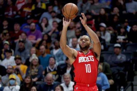 Trading Eric Gordon How Rockets Could Navigate The Deadline Cap Space