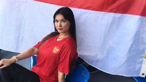 Mengapa Miyabi Atau Maria Ozawa Mendukung Timnas Indonesia