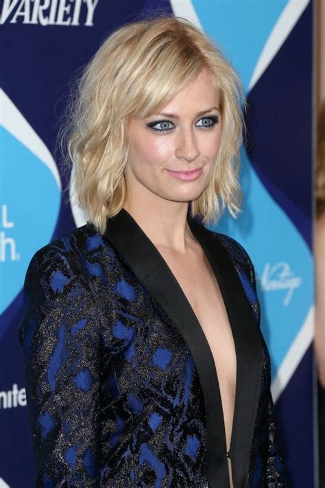 Picture Of Beth Behrs Beth Behrs Hair Inspiration Hair