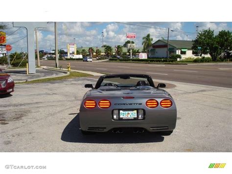 2004 Medium Spiral Gray Metallic Chevrolet Corvette Convertible