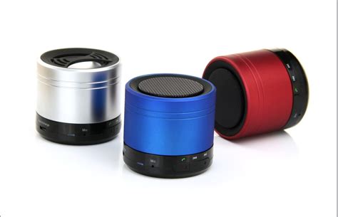 Libratone Too Vs Jbl Charge 3 Bluetooth Speakers