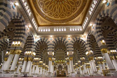 The Interior Design Of Prophet Muhammad Mosque In Medina Al Masjid An