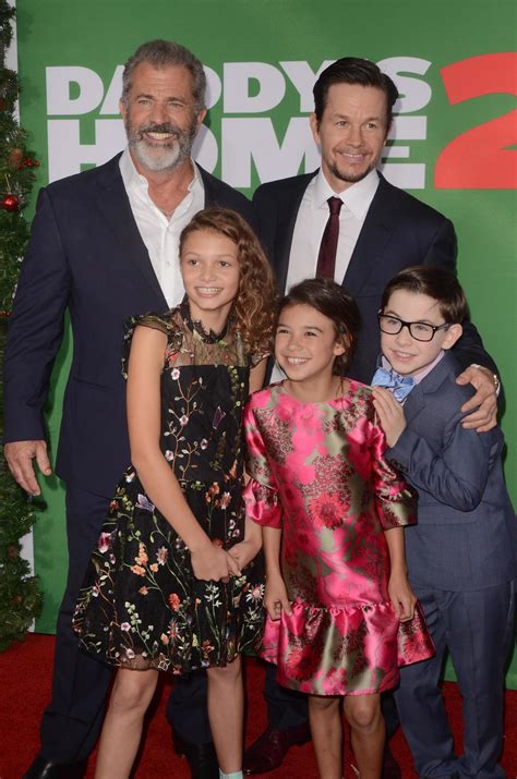 Los Angeles Nov 5 Mel Gibson Mark Wahlberg Owen Vaccaro Scarlett Estevez Didi Costine At