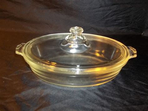vintage pyrex clear glass lidded casserole dish by cherylfound